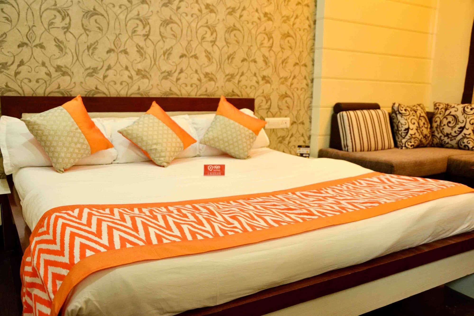 Oyo 742 Hotel Kings Park Indore Zewnętrze zdjęcie